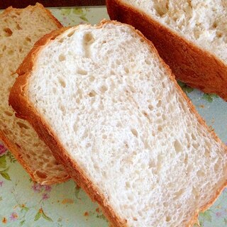 スキムミルクなし☆白ごま食パン